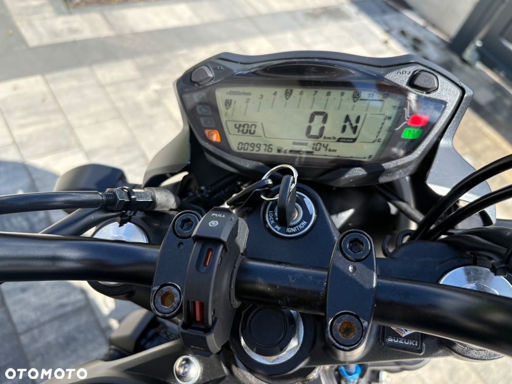 Suzuki SV - 10