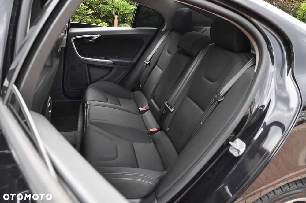 Volvo S60 - 29