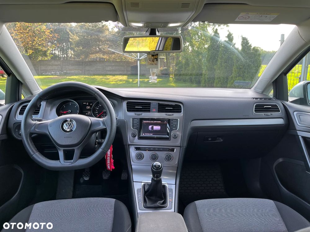 Volkswagen Golf 1.6 TDI BMT Comfortline - 11