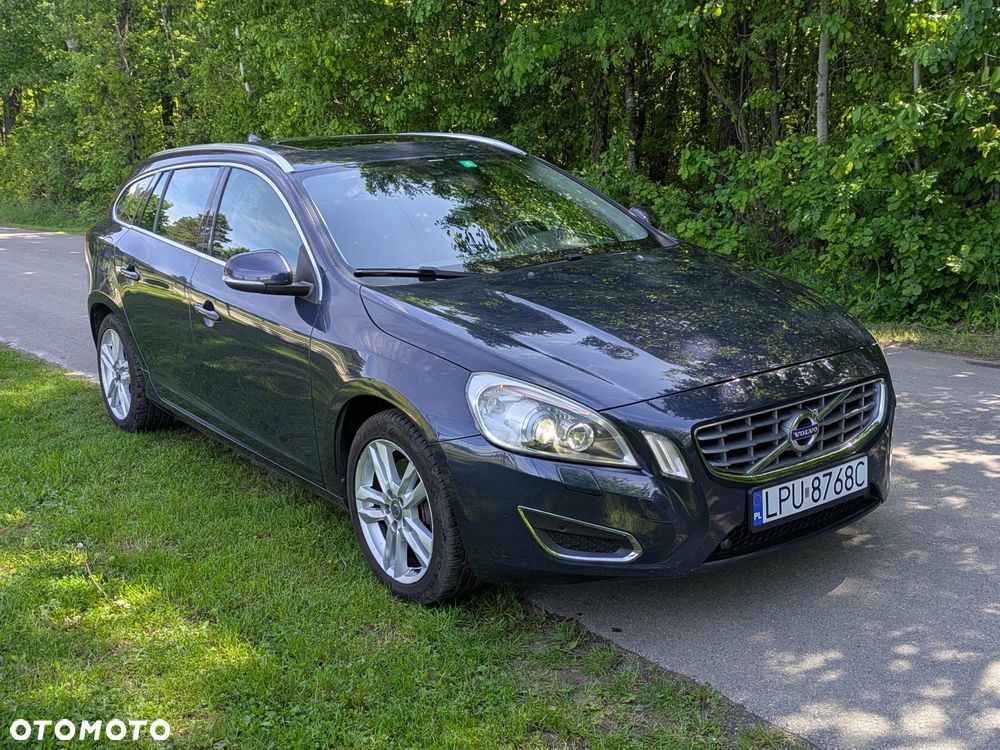 Volvo V60 D4 AWD Summum - 5