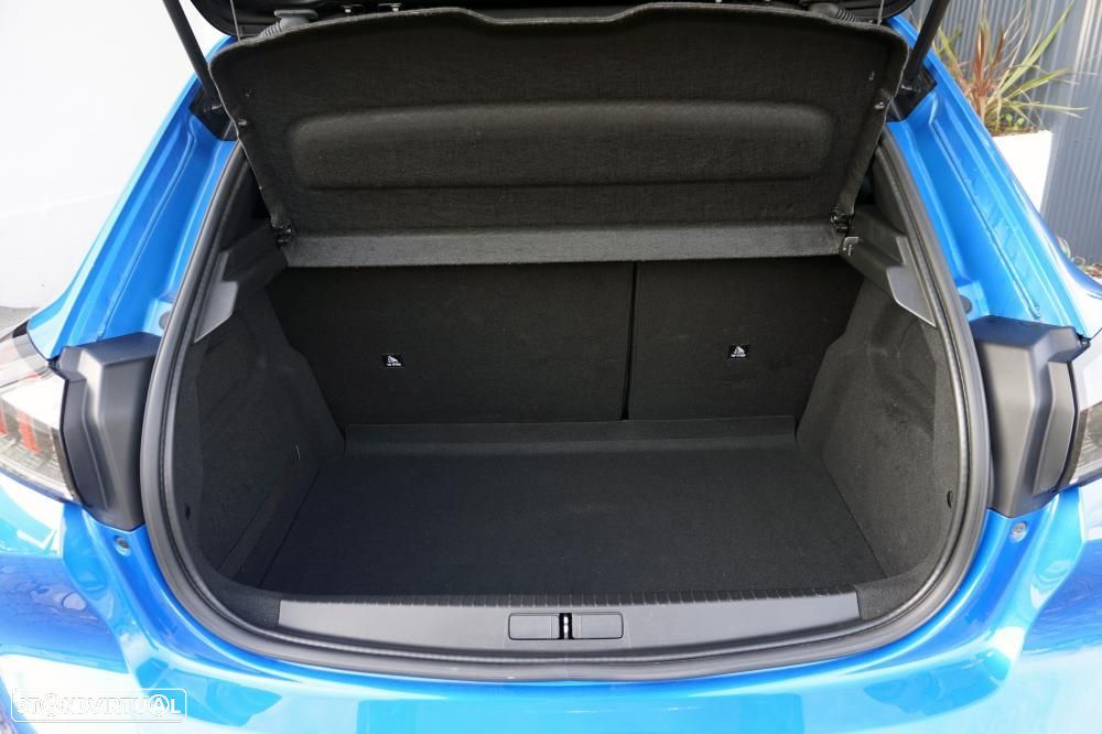 Peugeot 208 1.2 PureTech GT Line - 3