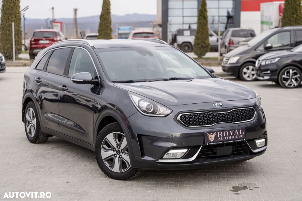 Kia Niro 1.6 GDI 2WD Aut. Spirit - 2