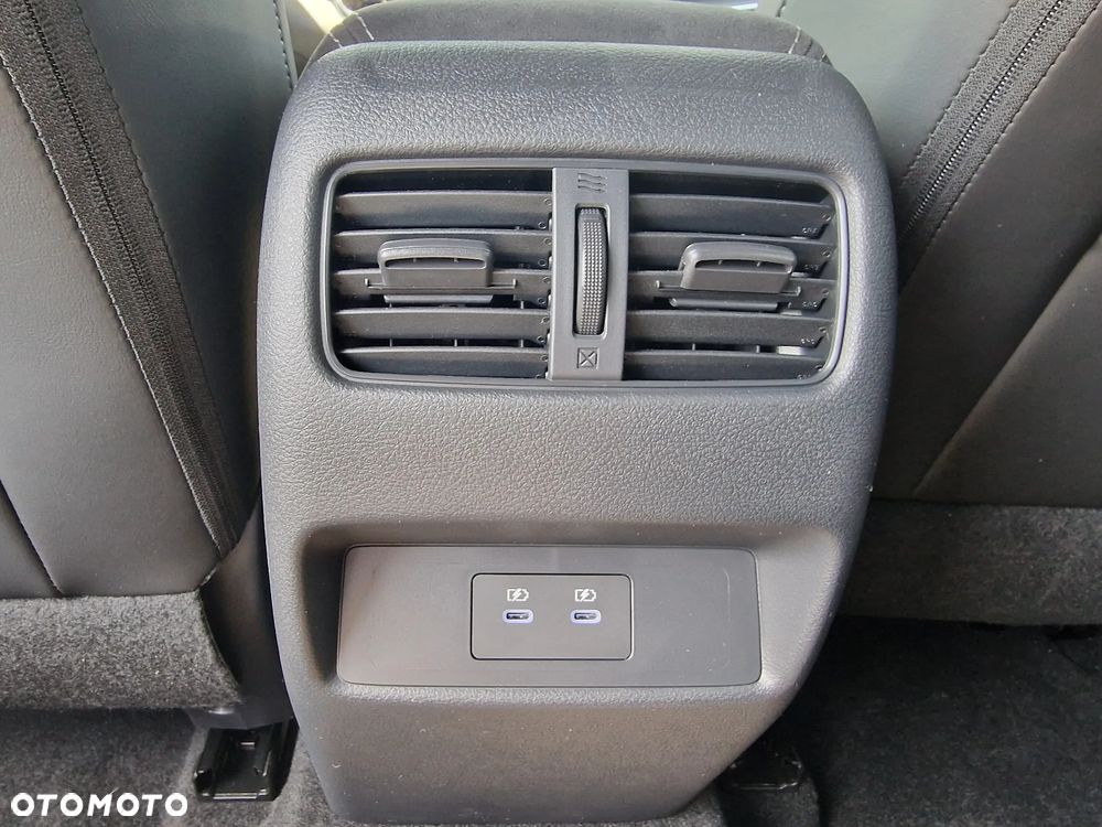 Nissan Qashqai ver-1-3-dig--t-mhev-teknaplus-xtronic - 16