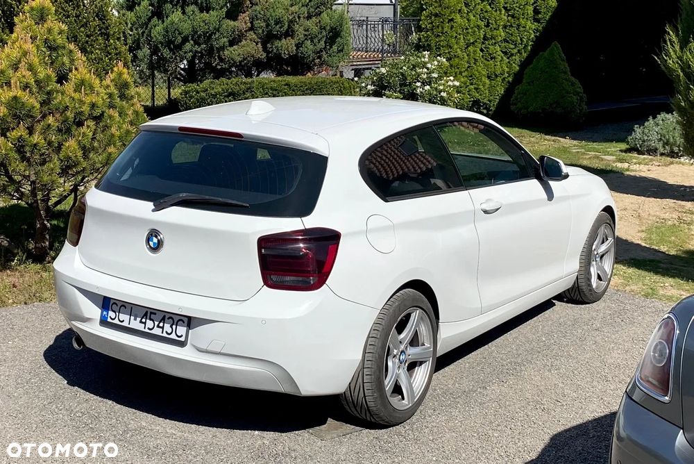 BMW Seria 1 114d Sport Line - 6