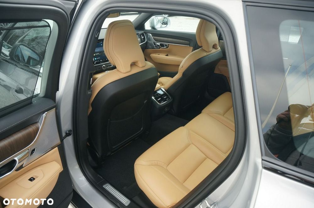 Volvo V90 Cross Country B5 D AWD Ultimate - 38