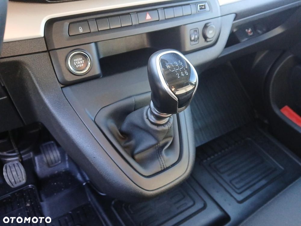 Toyota Proace Verso 2.0 D4-D Long Business - 26