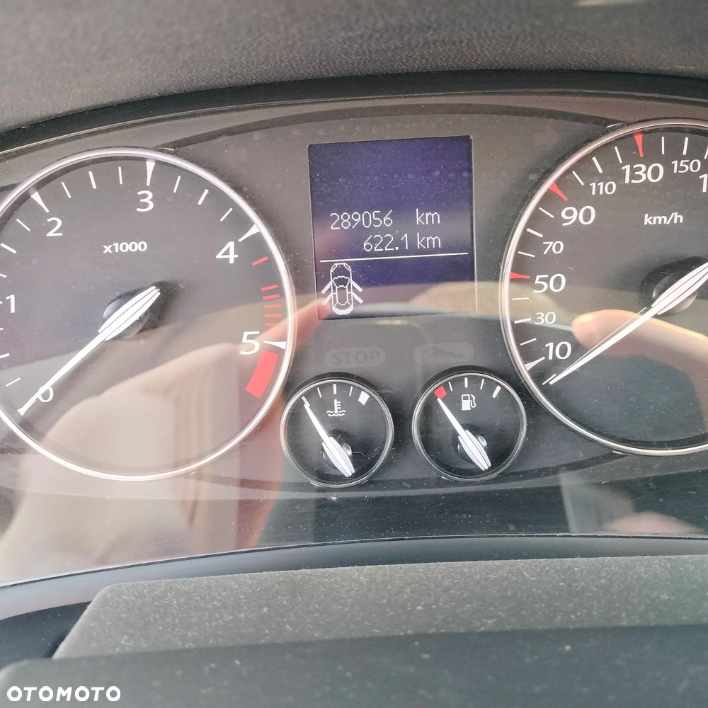 Renault Laguna 2.0 DCi Dynamique - 9