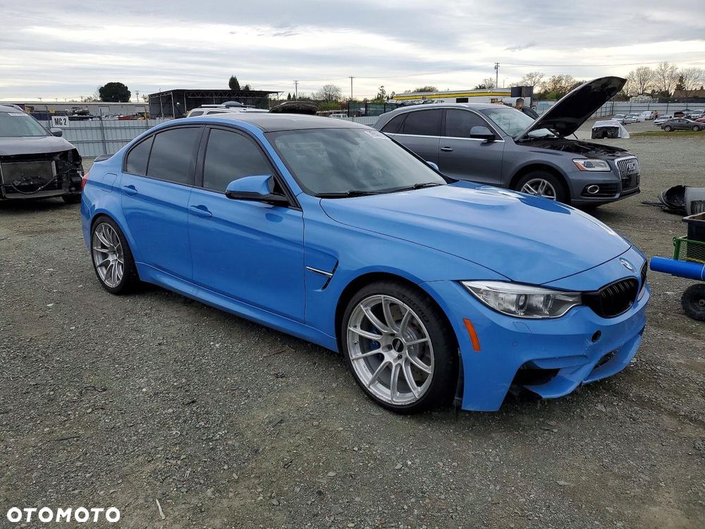 BMW M3 - 4