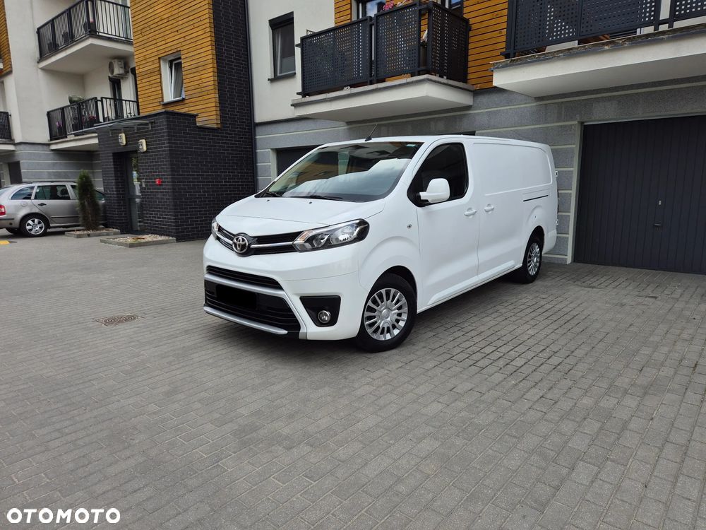 Toyota PROACE - 1