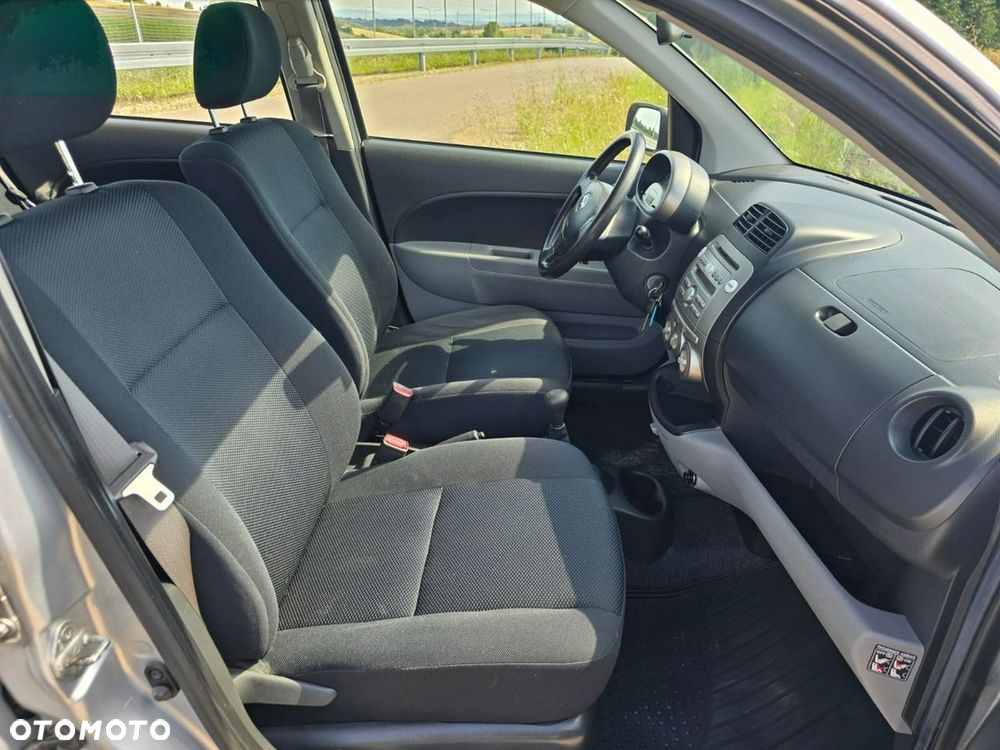 Subaru Justy - 24