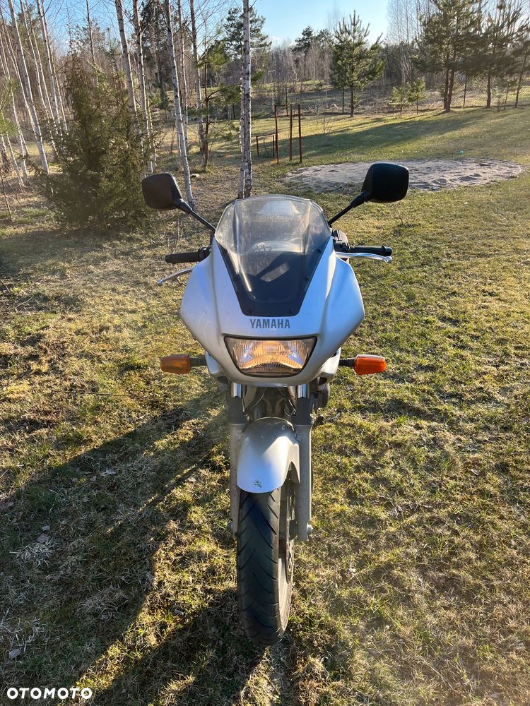 Yamaha XJ - 6