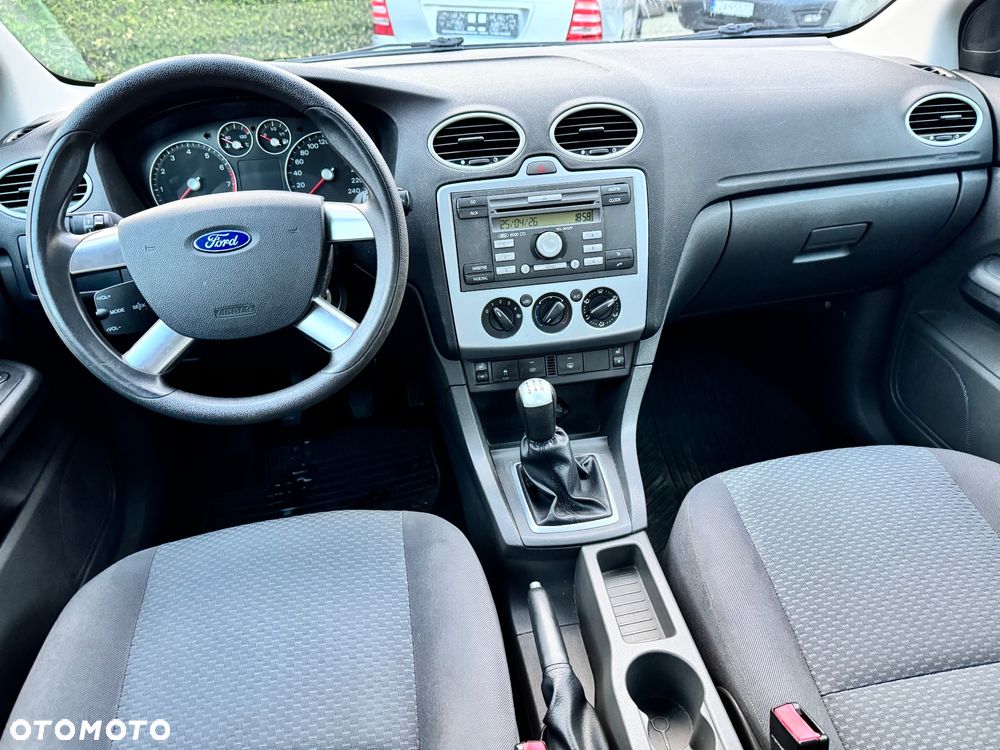 Ford Focus - 16