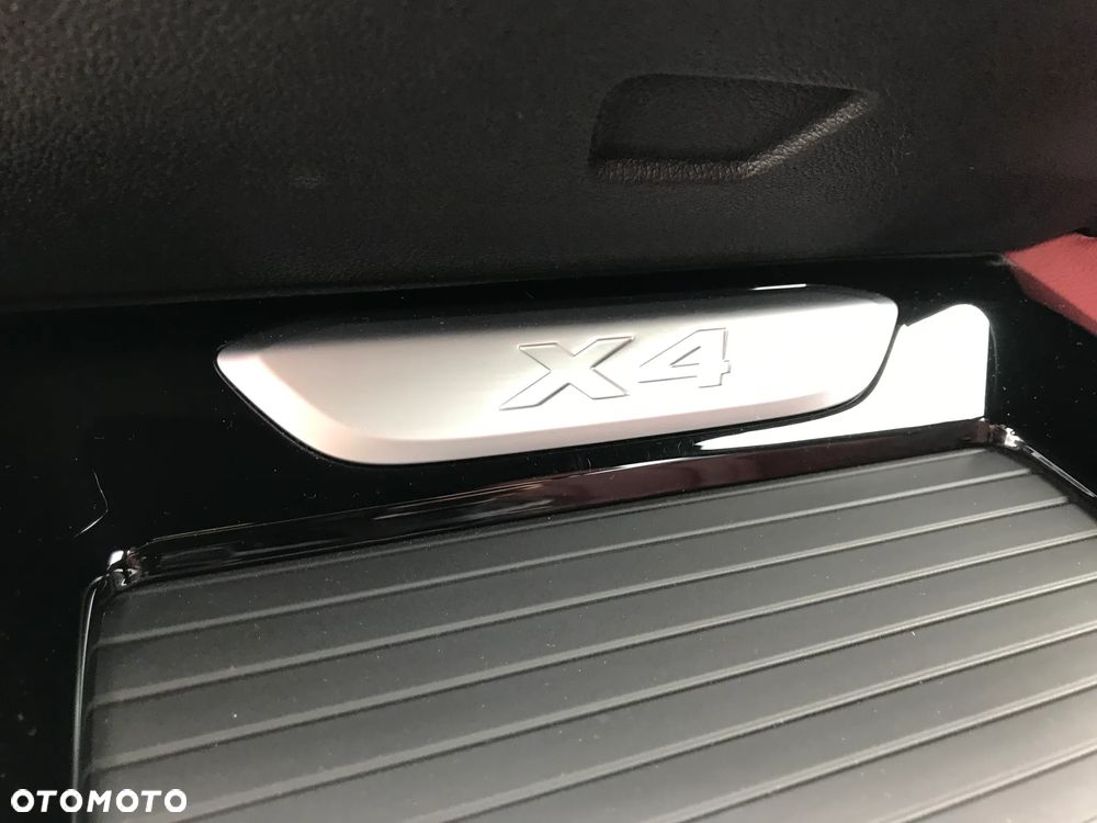 BMW X4 xDrive20i M Sport sport - 36