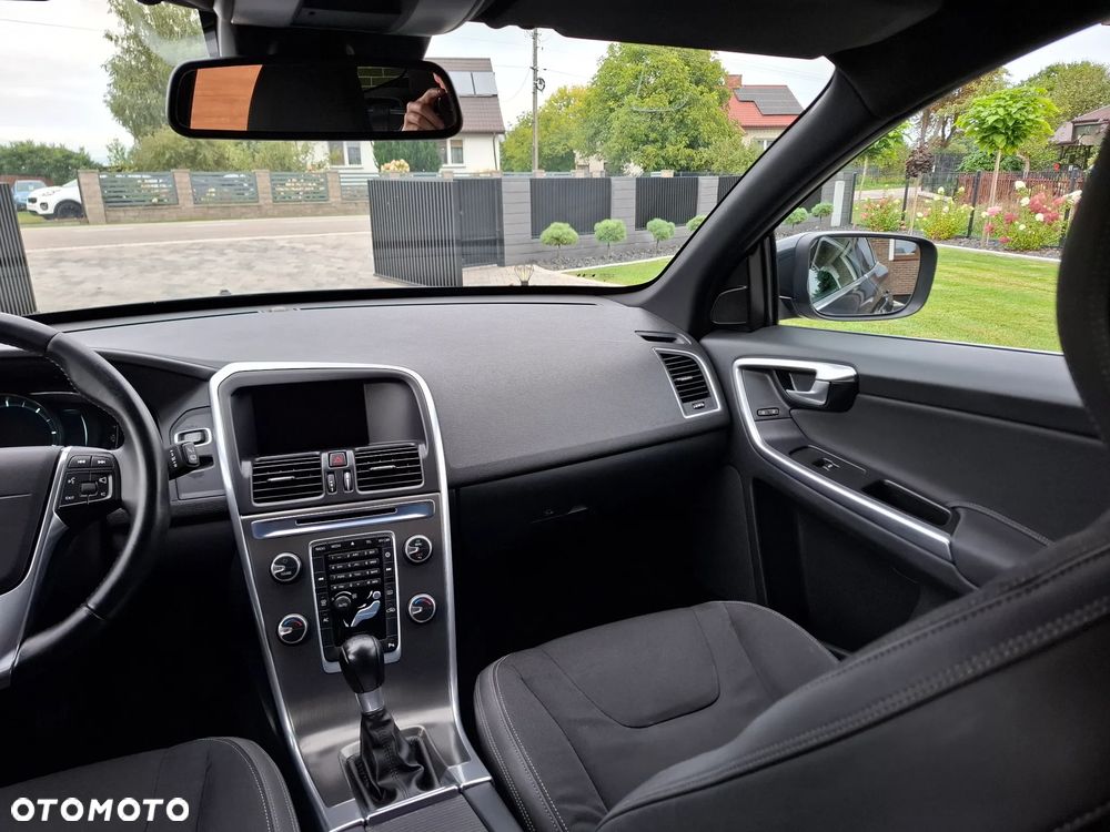 Volvo XC 60 D3 Momentum - 21
