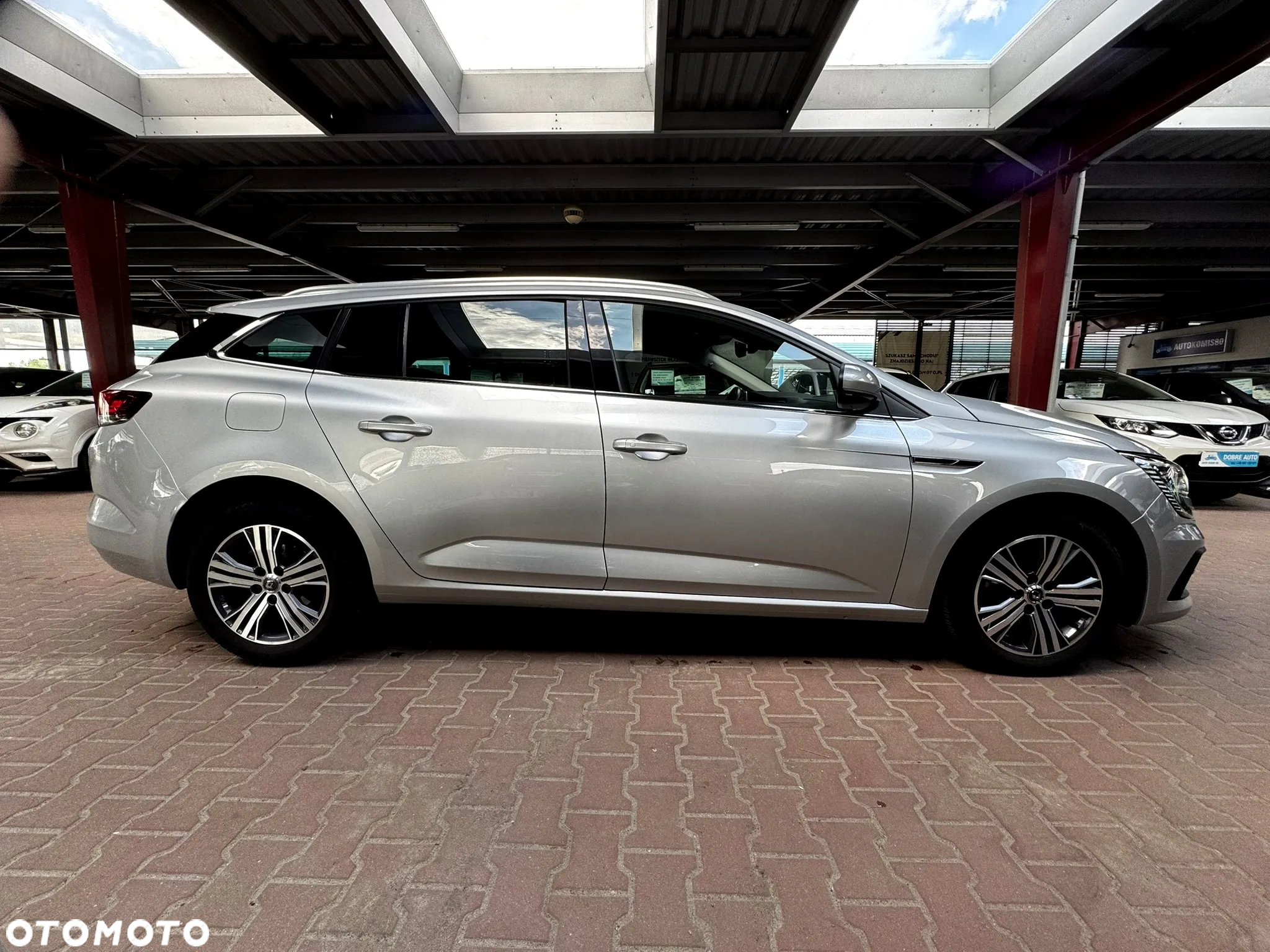 Renault Megane 1.3 TCe FAP Intens EDC - 8
