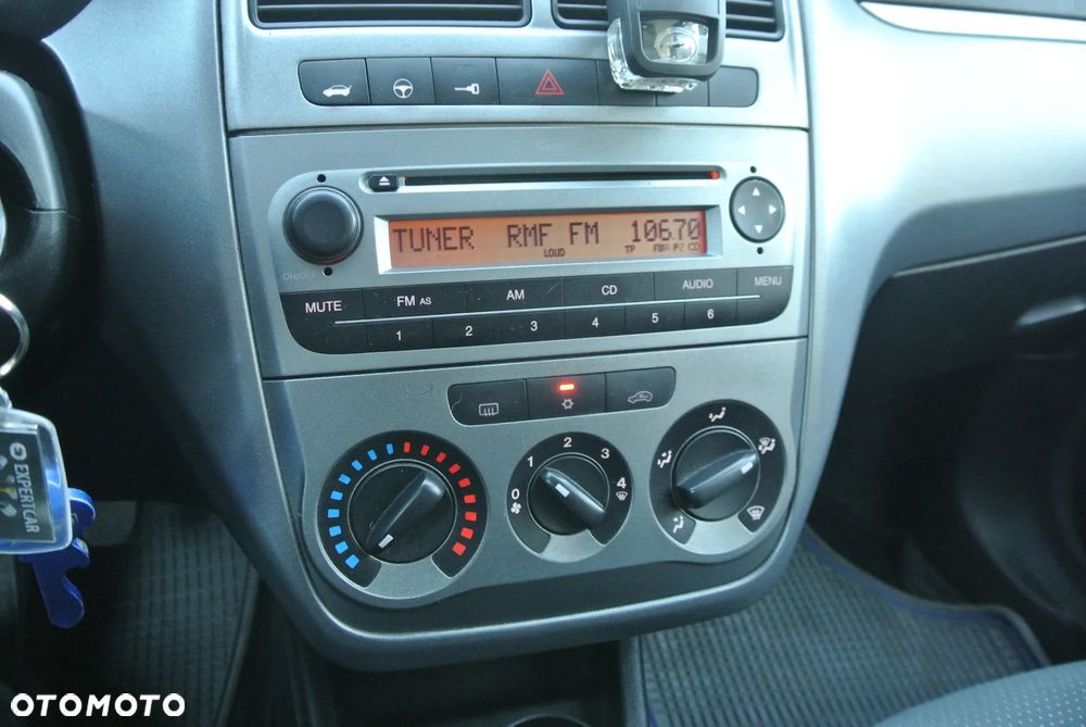 Fiat Punto 1.2 8V - 10