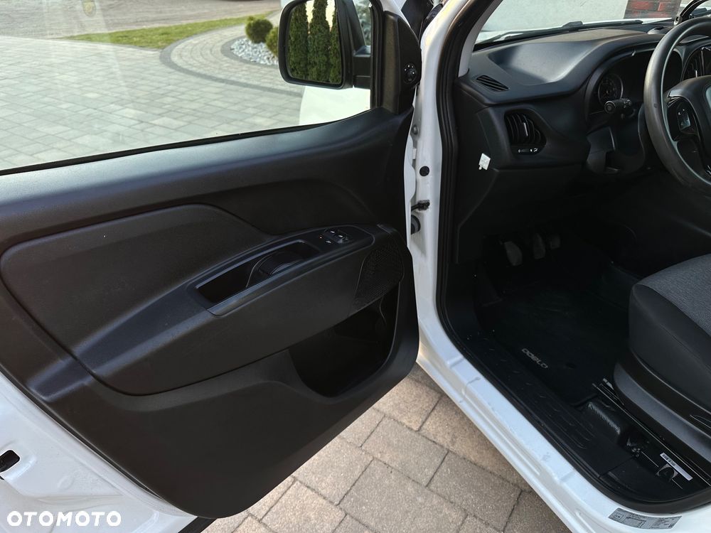 Fiat Doblo - 10