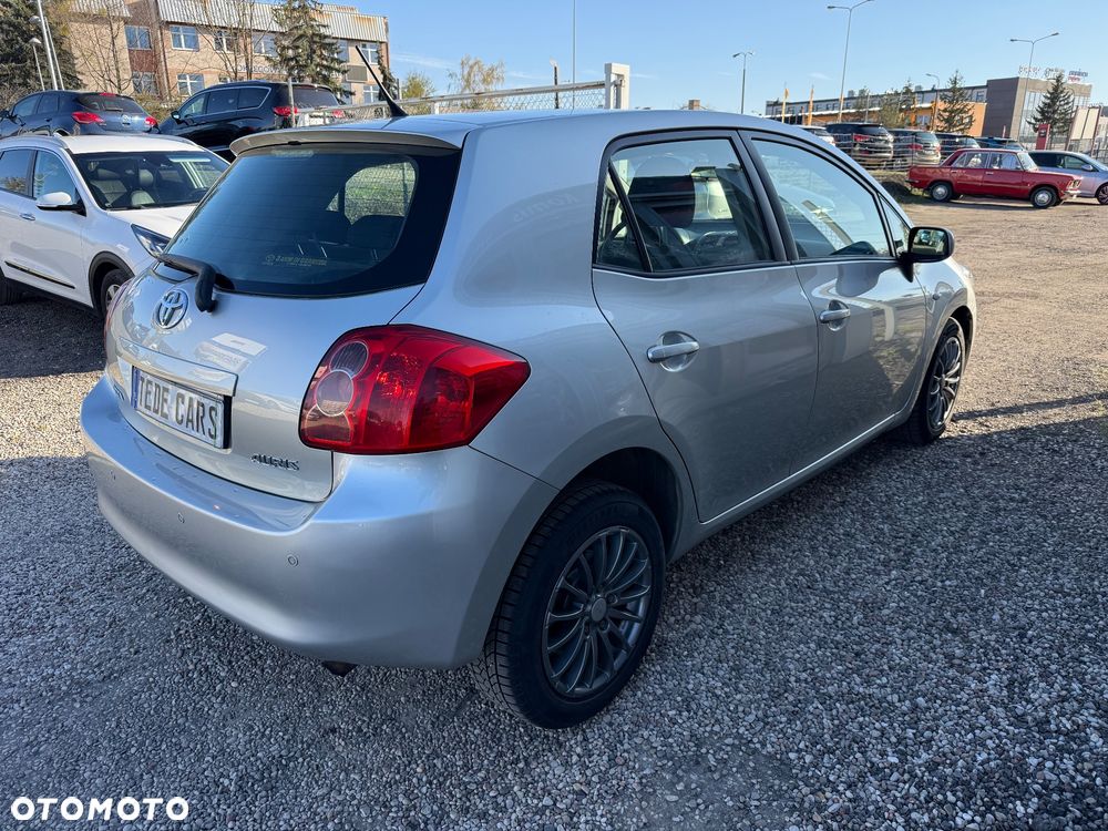 Toyota Auris 1.4 VVT-i Sol - 6