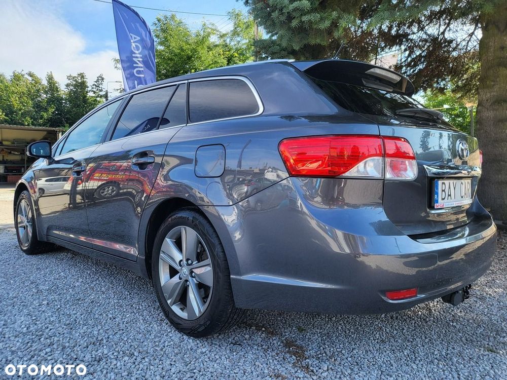 Toyota Avensis - 7