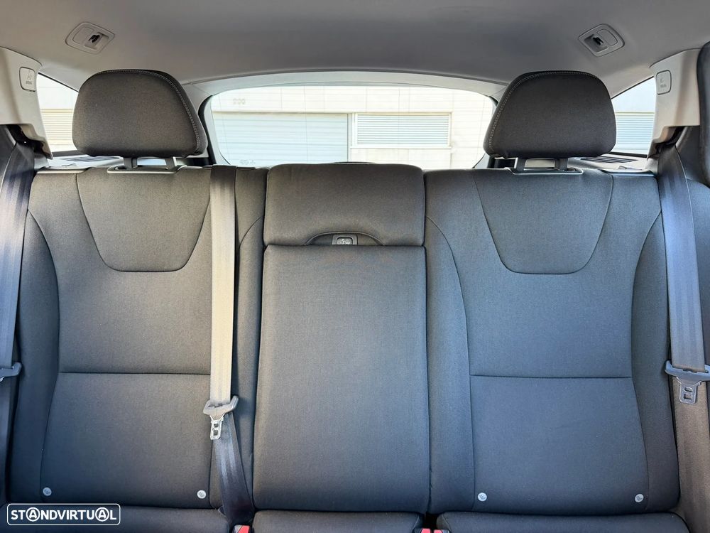 Volvo V60 D2 Momentum - 19