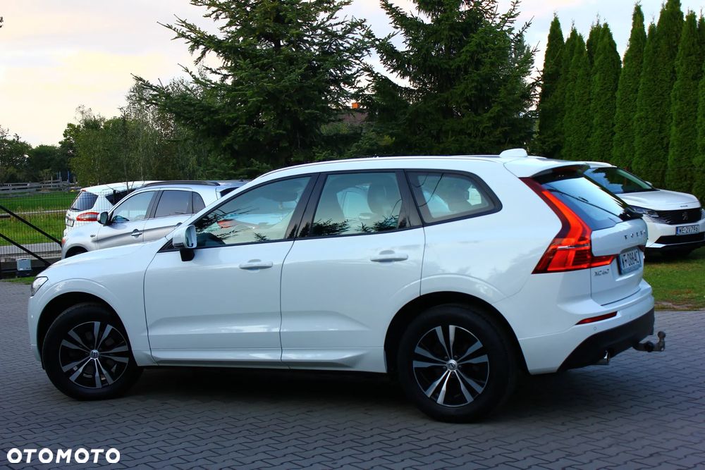 Volvo XC 60 D4 Momentum Pro - 8