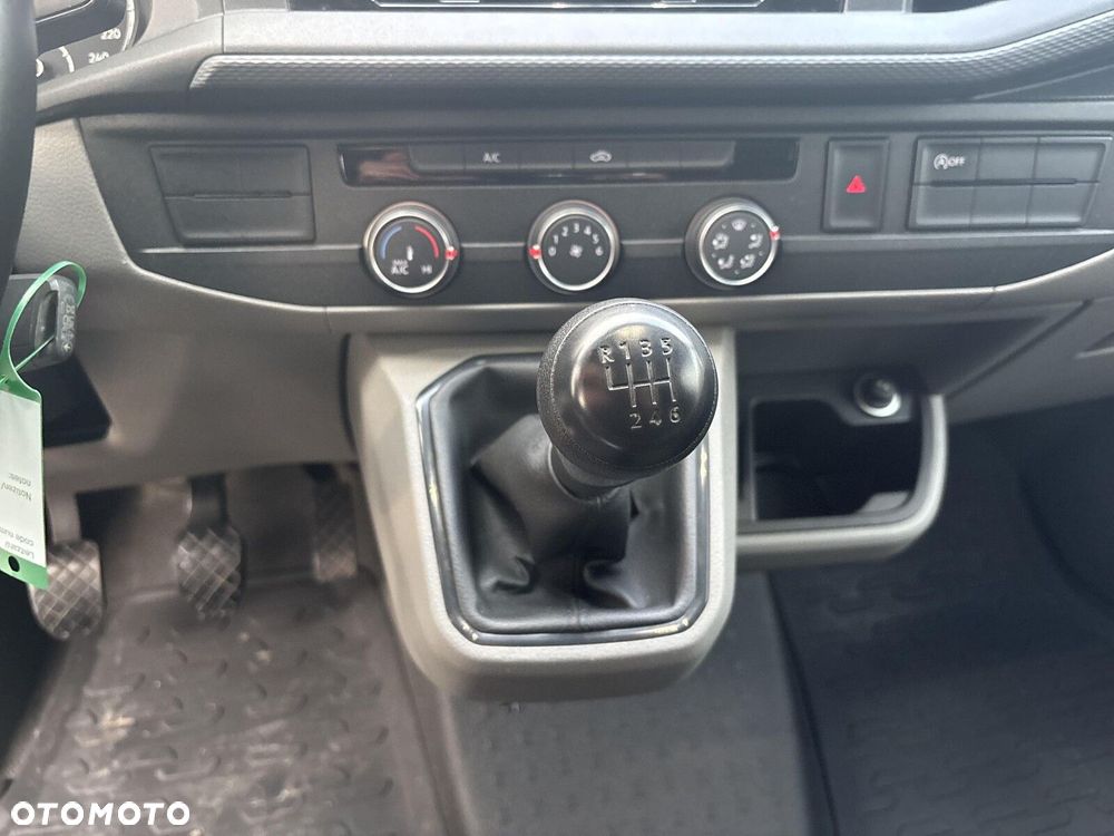 Volkswagen Transporter Furgon - 15