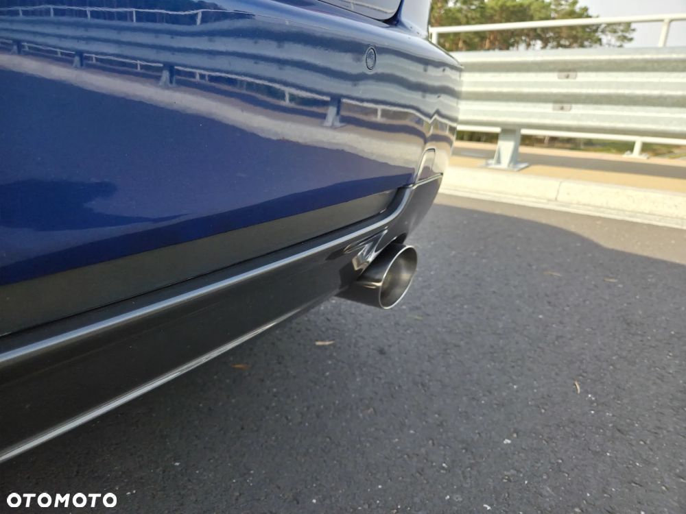 BMW Seria 3 320d DPF Cabrio M Sport Edition - 14