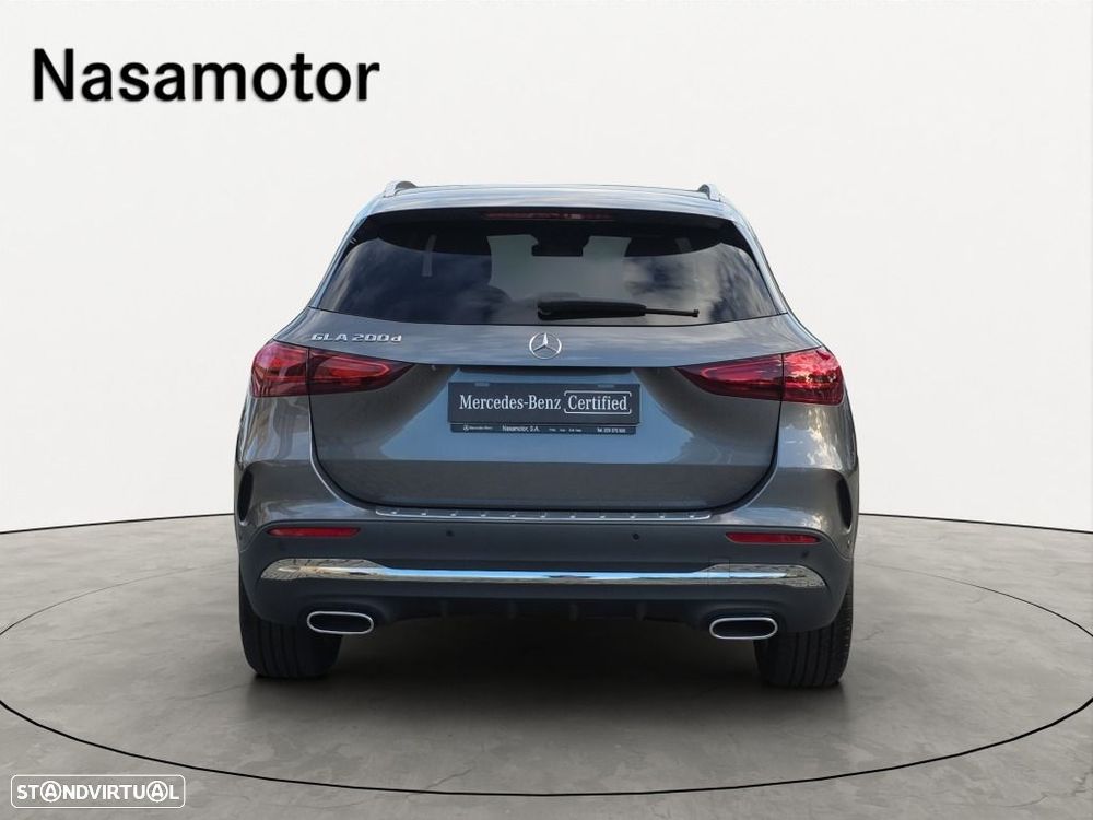 Mercedes-Benz GLA 200 - 3