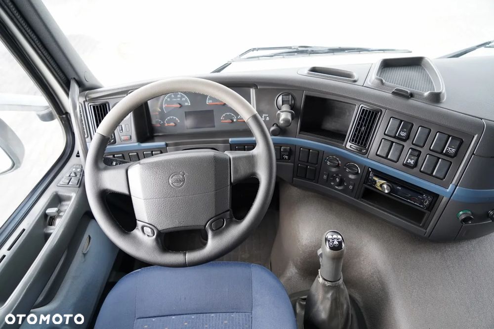 Volvo FM 360 / 6x4 / WYWROTKA DWUSTRONNA / HYDROBURTA / MANUAL / SPROWADZONY - 33