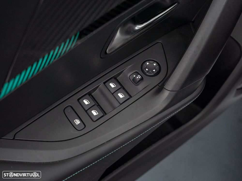 Peugeot 2008 1.5 BlueHDi Allure Pack EAT8 - 16