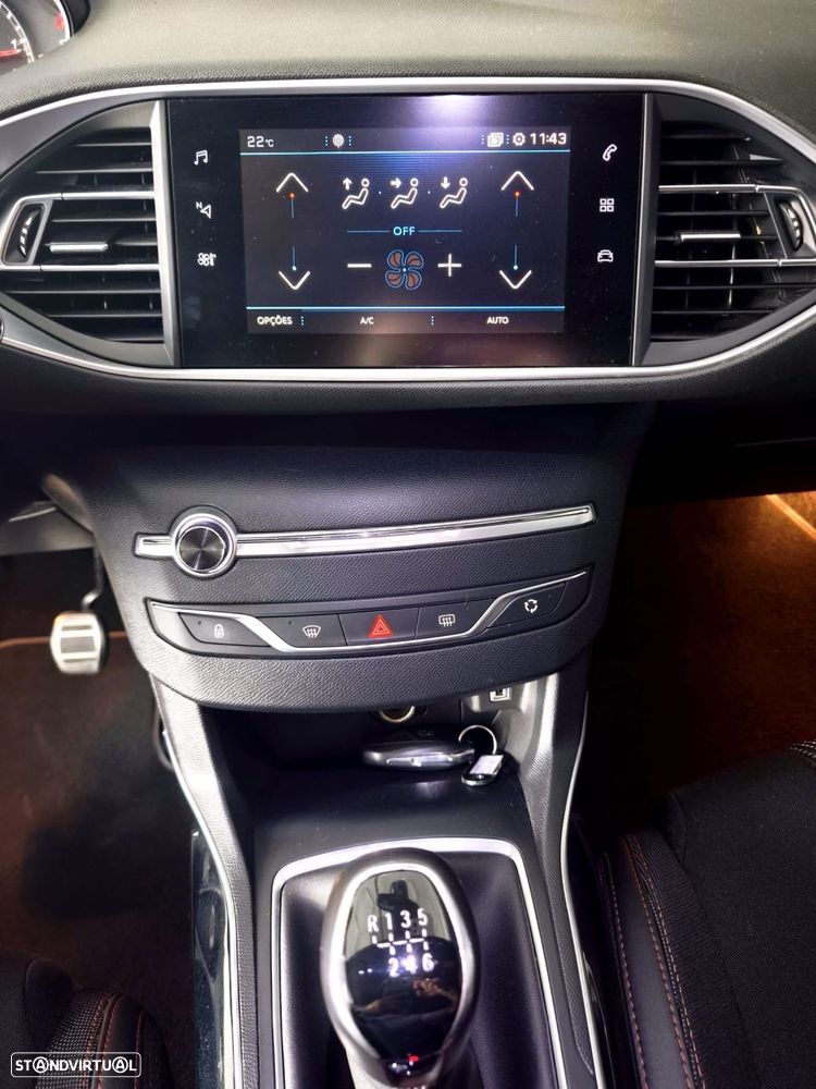Peugeot 308 - 22