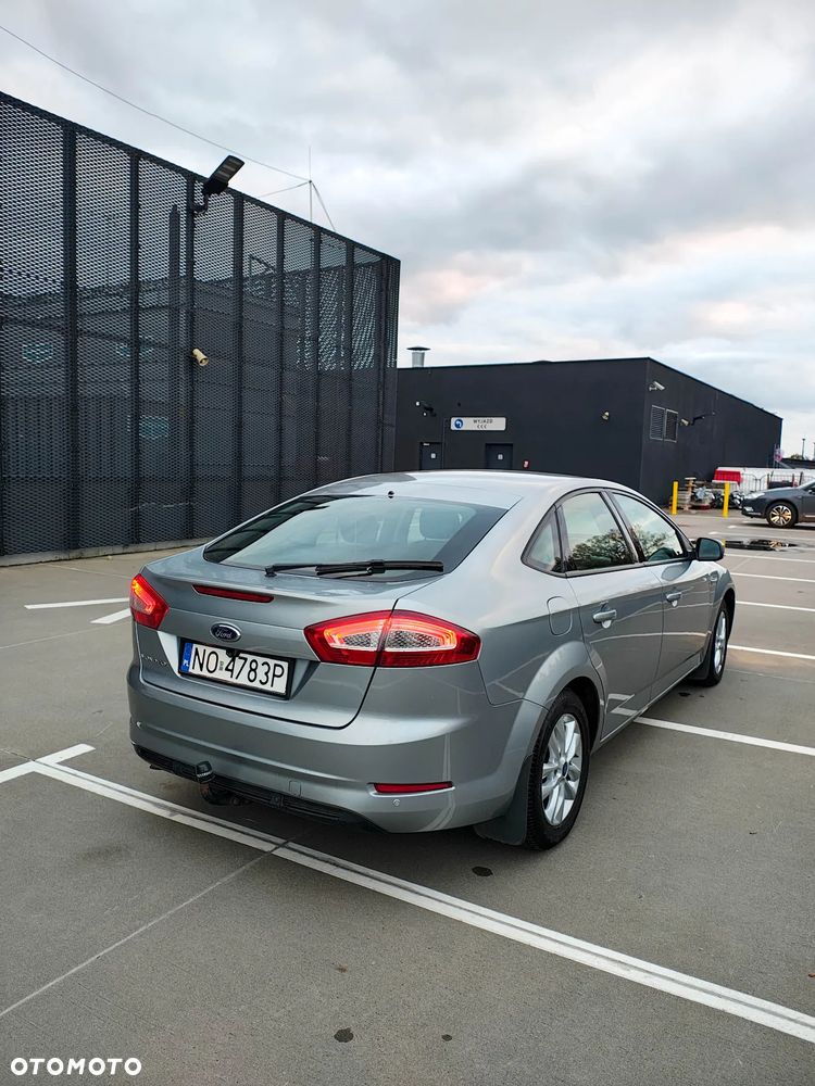 Ford Mondeo 2.0 TDCi Trend - 13