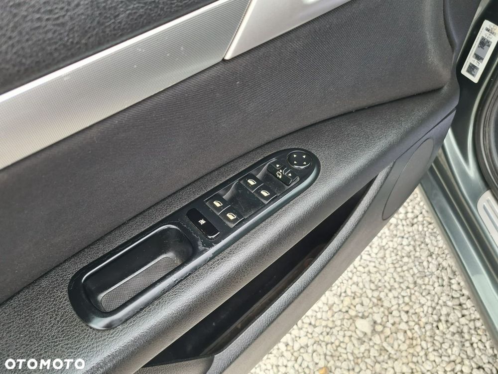 Peugeot 407 2.0 HDi Premium - 20