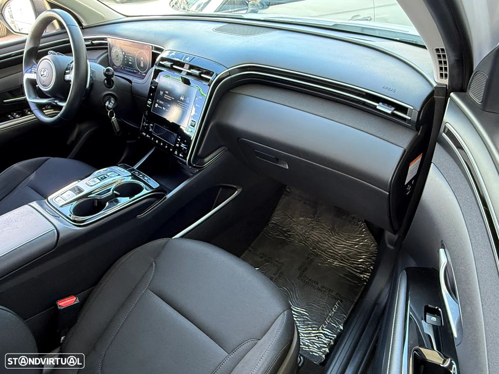 Hyundai Tucson 1.6 T-GDI HEV Vanguard - 30