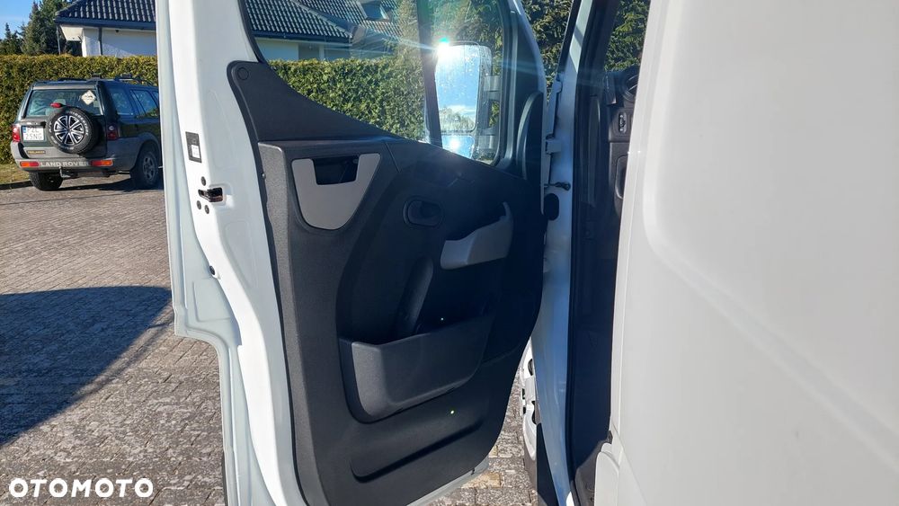 Renault Master - 19