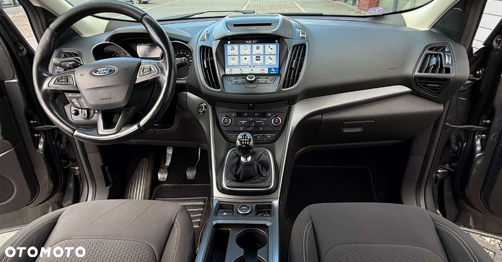 Ford Kuga - 20