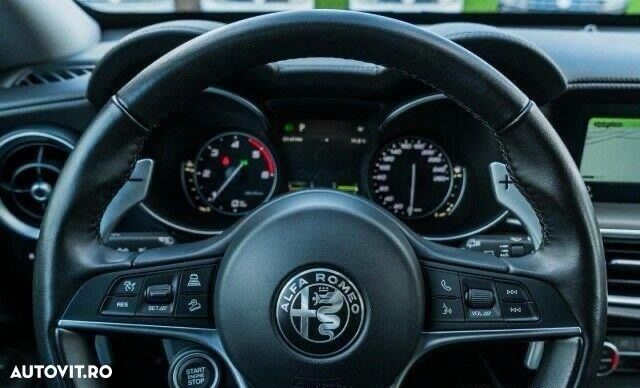 Alfa Romeo Stelvio 2.2 Diesel 16V AT8-Q4 Super - 4
