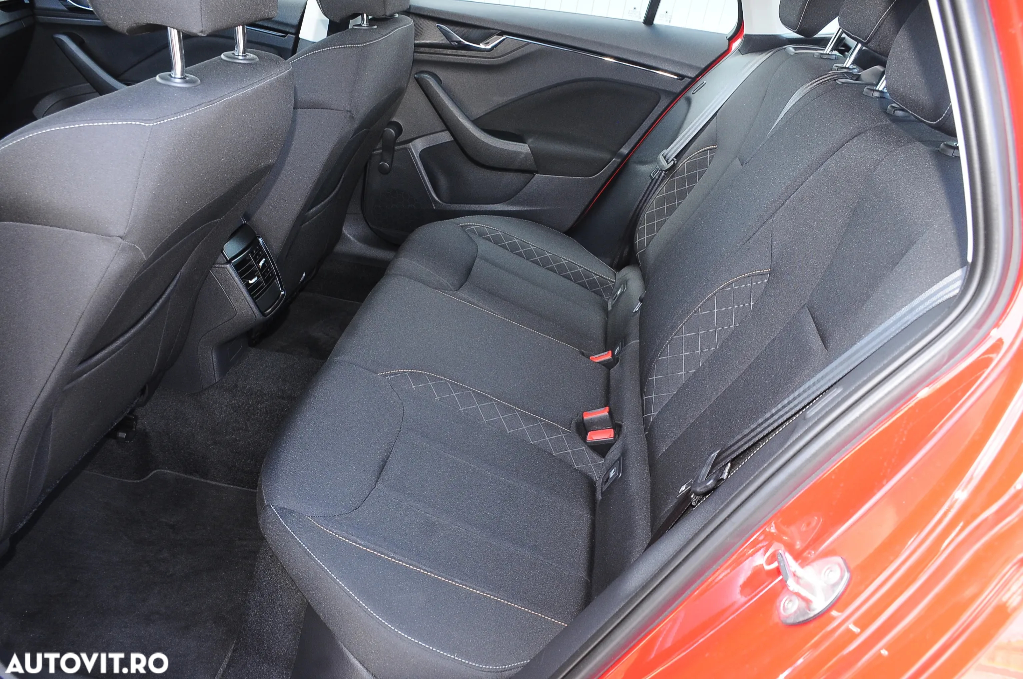 Skoda Kamiq 1.0 TSI Ambition - 8