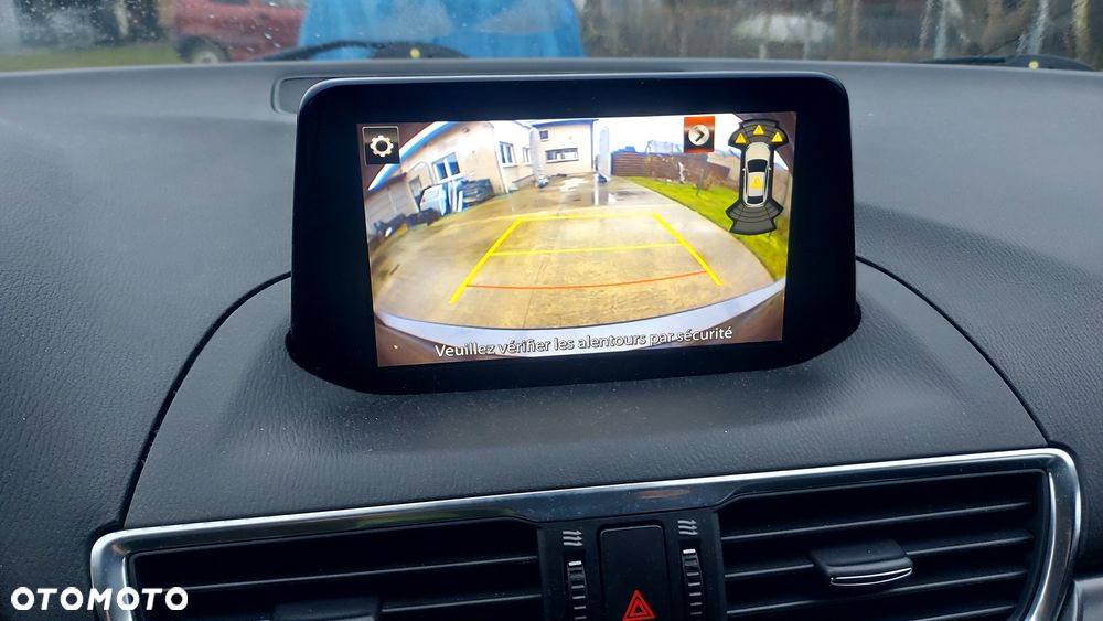 Mazda 3 SKYACTIV-G 120 NAKAMA - 8