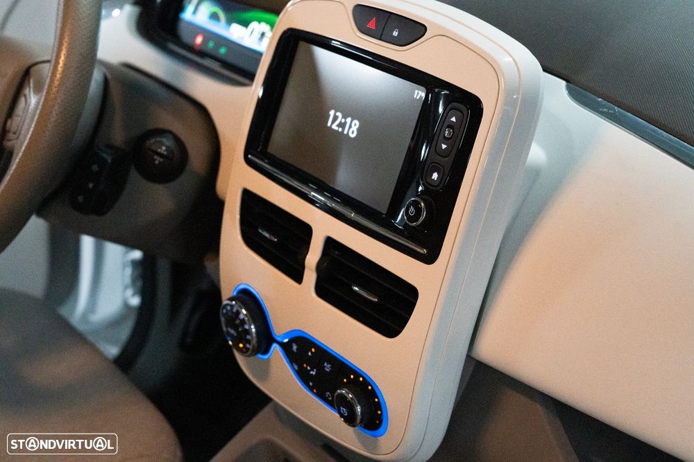 Renault Zoe (c/ Bateria) 41 kwh Intens - 23