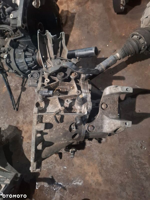 SKRZYNIA BIEGÓW 20DP64 CITROEN C5 III X7 1.8 16V - 1