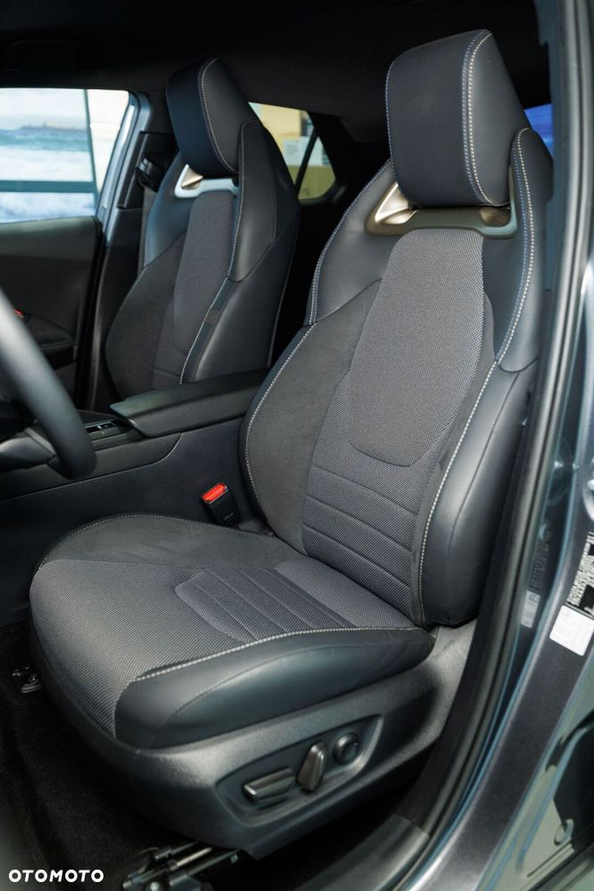 Toyota C-HR 1.8 Hybrid Executive - 8