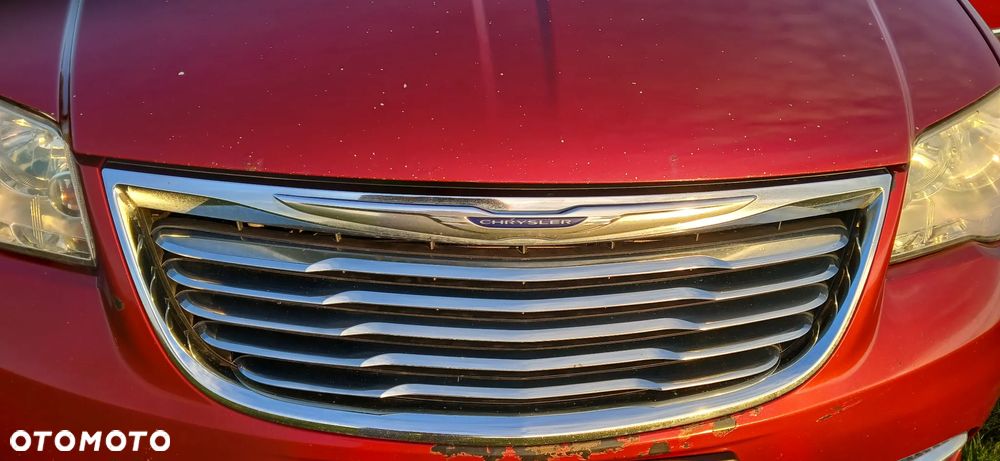 Chrysler Town & Country 3.6 Limited - 23