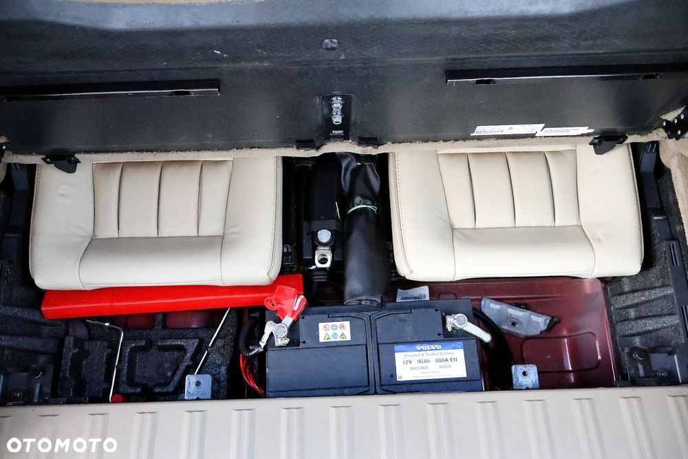Volvo XC 90 - 35