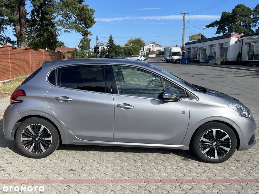 Peugeot 208 1.2 PureTech GPF Allure S&S EAT6 - 3