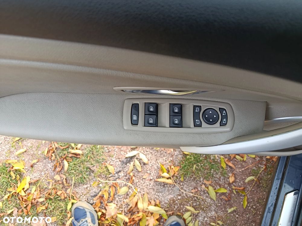 Renault Fluence 1.6 16V Privilege - 14