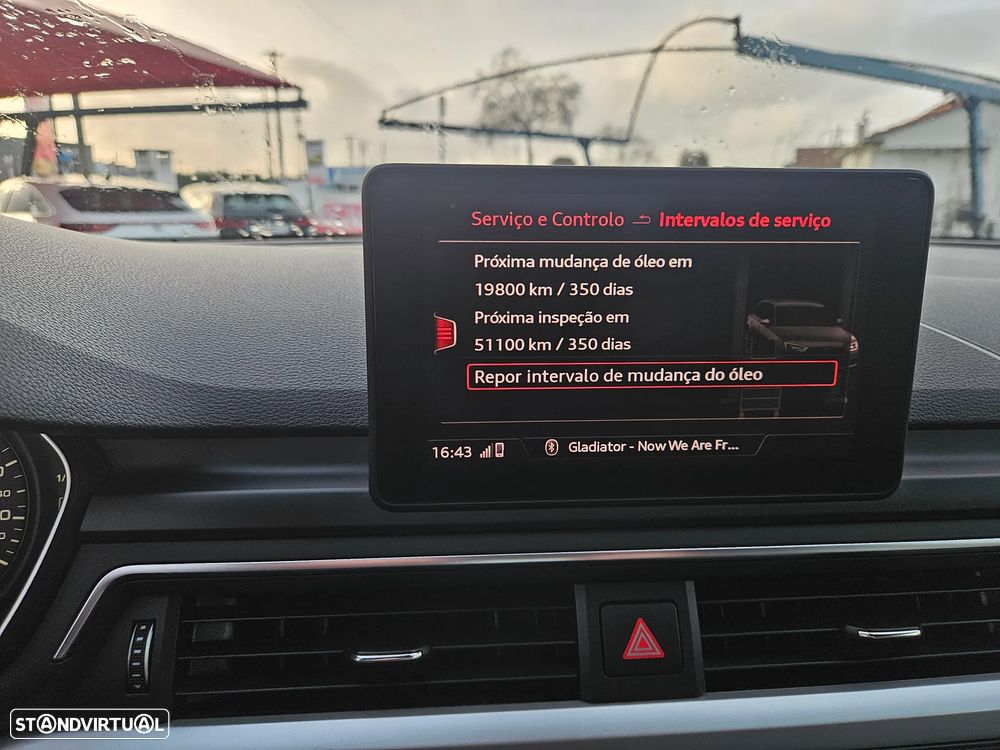 Audi A4 Avant 2.0 TDI Design S tronic - 45