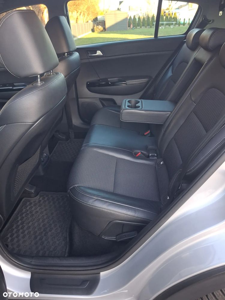 Kia Sportage 1.6 T-GDI L Business Line 2WD - 19
