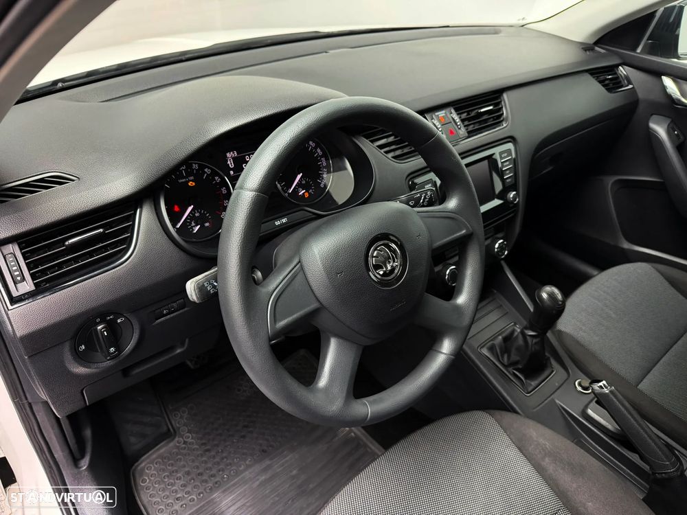 Skoda Octavia 1.6 TDI Active - 9