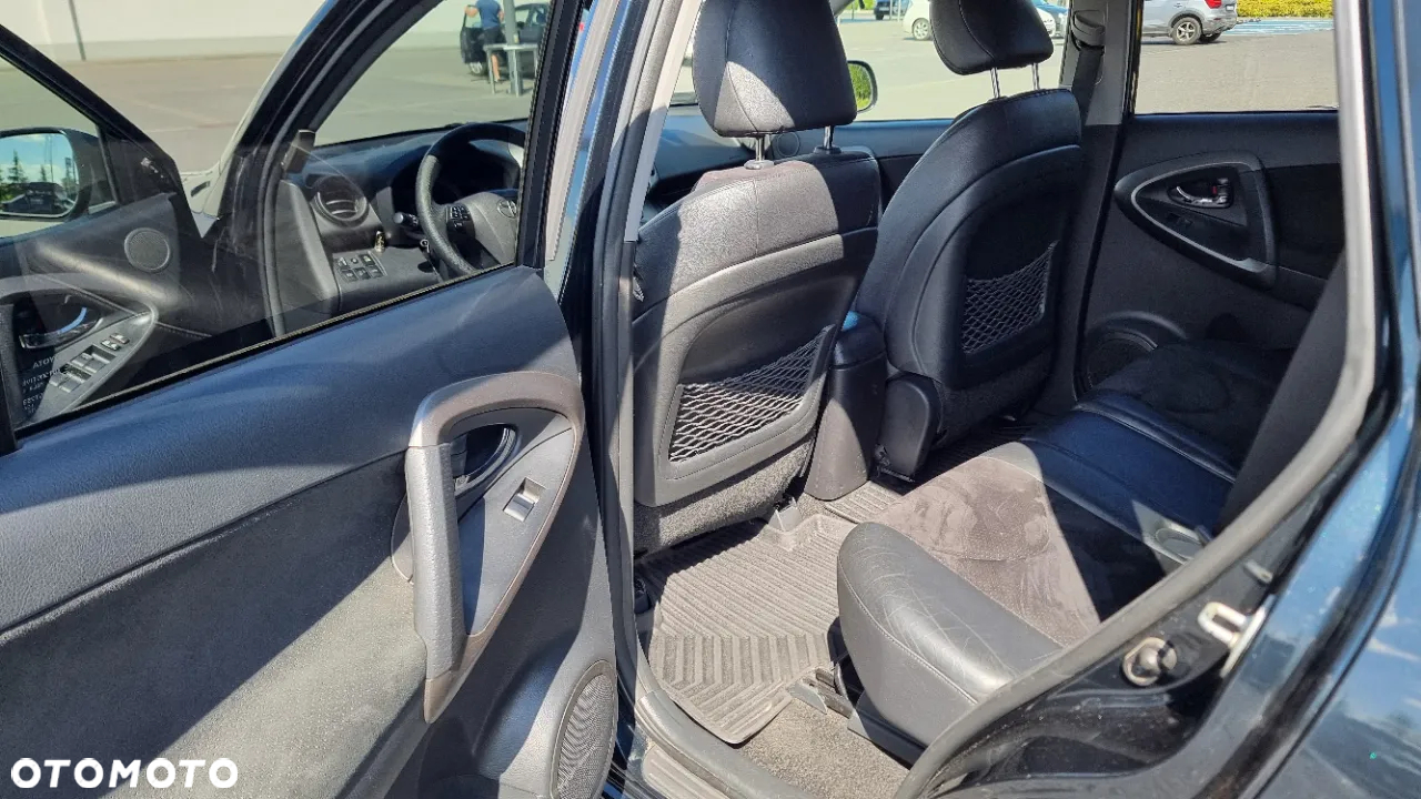 Toyota RAV4 2.0 VVT-i Prestige MS - 17